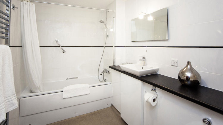 Walnut Tree Hotel Room