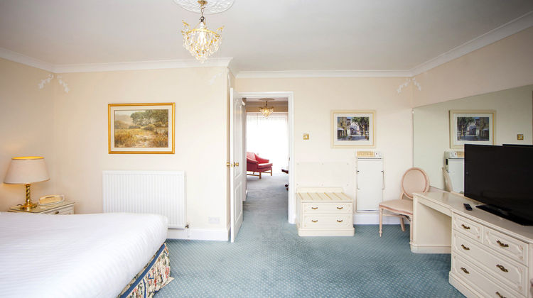 Walnut Tree Hotel Suite