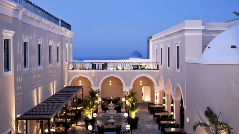 <b>Katikies Garden Restaurant</b>. Images powered by <a href="https://www.leonardoworldwide.com/" title="Leonardo Worldwide" target="_blank">Leonardo</a>.