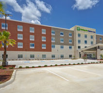 Holiday Inn Express-Suites Houston NASA Exterior