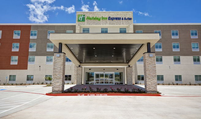 Holiday Inn Express-Suites Houston NASA Exterior