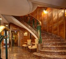 Hotel Hernan Cortes Lobby