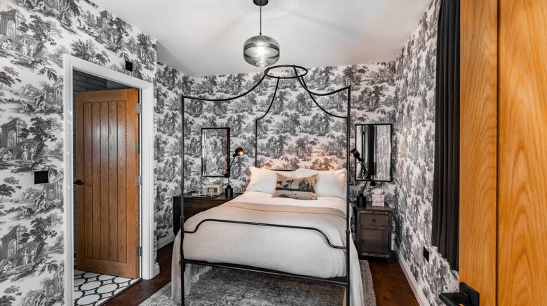 <b>Manor House Room</b>. Images powered by <a href="https://www.leonardoworldwide.com/" title="Leonardo Worldwide" target="_blank">Leonardo</a>.