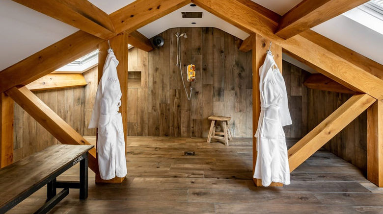 <b>Manor House Room</b>. Images powered by <a href="https://www.leonardoworldwide.com/" title="Leonardo Worldwide" target="_blank">Leonardo</a>.