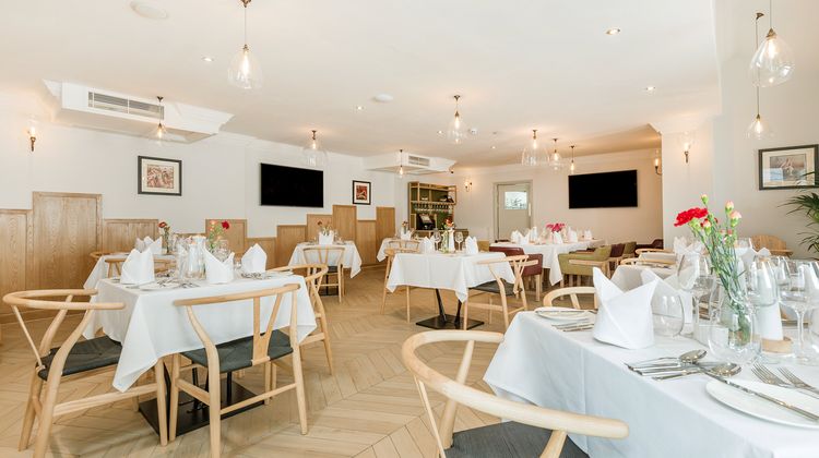 Burnside Hotel Restaurant