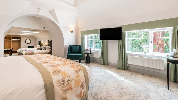 Burnside Hotel Suite