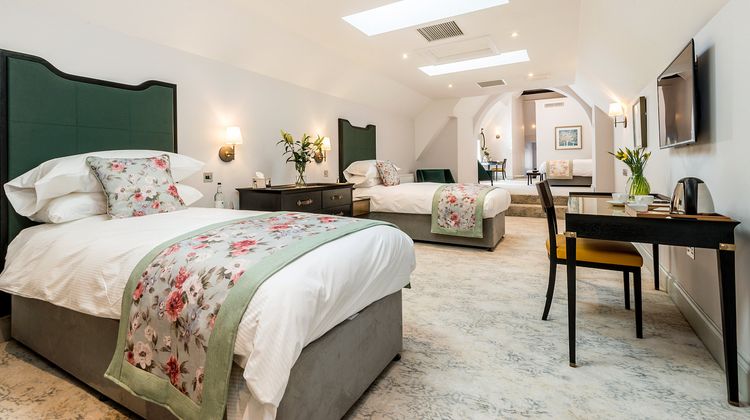 Burnside Hotel Suite