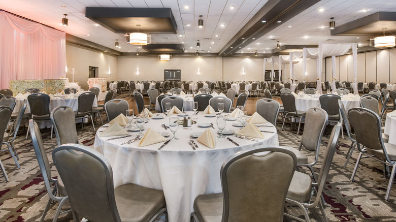 <b>Crowne Plaza Milwaukee South Ballroom</b>. Images powered by <a href="https://www.leonardoworldwide.com/" title="Leonardo Worldwide" target="_blank">Leonardo</a>.