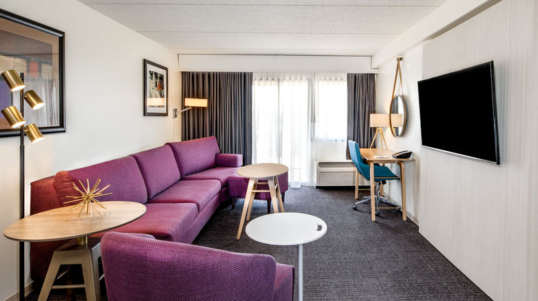 <b>Crowne Plaza Milwaukee South Suite</b>. Images powered by <a href="https://www.leonardoworldwide.com/" title="Leonardo Worldwide" target="_blank">Leonardo</a>.