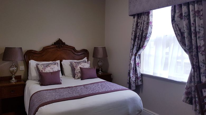 <b>Atherstone Red Lion Room</b>. Images powered by <a href="https://www.leonardoworldwide.com/" title="Leonardo Worldwide" target="_blank">Leonardo</a>.