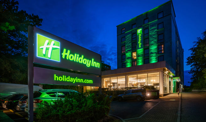 Holiday Inn Bournemouth Exterior