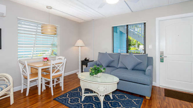 <b>Matanzas Inn Suite</b>. Images powered by <a href="https://www.leonardoworldwide.com/" title="Leonardo Worldwide" target="_blank">Leonardo</a>.