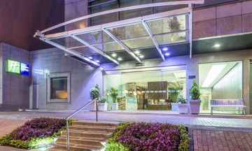 Holiday Inn Express Parque 93