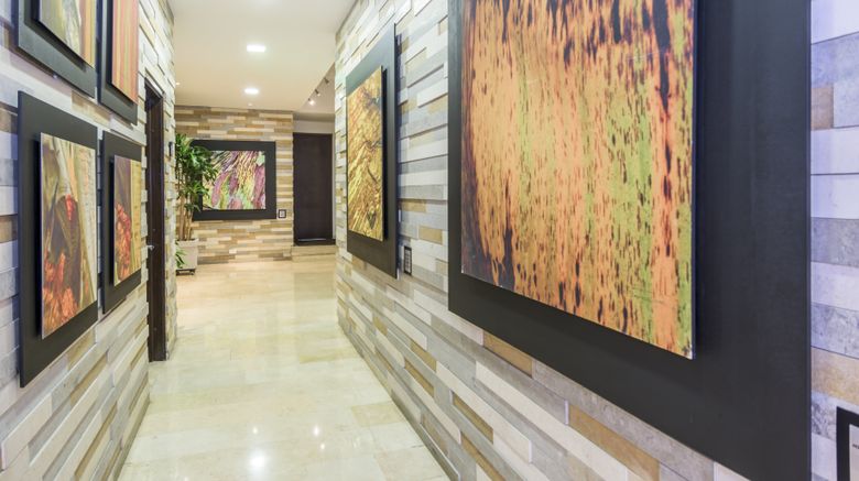 <b>Holiday Inn Express Parque 93 Lobby</b>. Images powered by <a href="https://www.leonardoworldwide.com/" title="Leonardo Worldwide" target="_blank">Leonardo</a>.