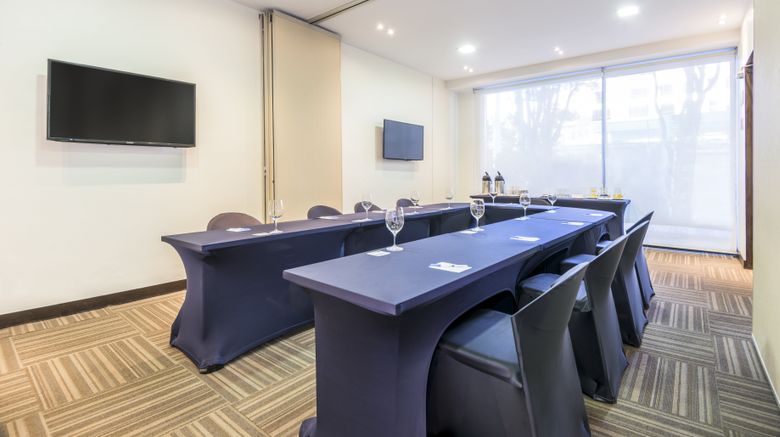<b>Holiday Inn Express Parque 93 Meeting</b>. Images powered by <a href="https://www.leonardoworldwide.com/" title="Leonardo Worldwide" target="_blank">Leonardo</a>.