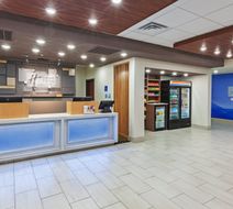 Holiday Inn Express Hotel & Suites Lobby