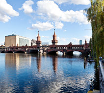 Hotel Indigo Berlin-East Side Gallery Exterior