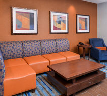Holiday Inn Express & Suites York Lobby
