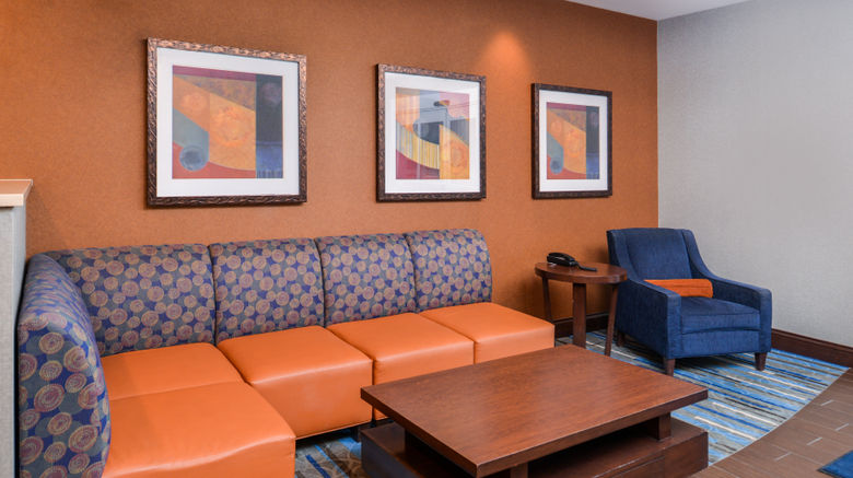 <b>Holiday Inn Express & Suites York Lobby</b>. Images powered by <a href="https://www.leonardoworldwide.com/" title="Leonardo Worldwide" target="_blank">Leonardo</a>.