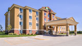 Holiday Inn Express & Suites York Exterior