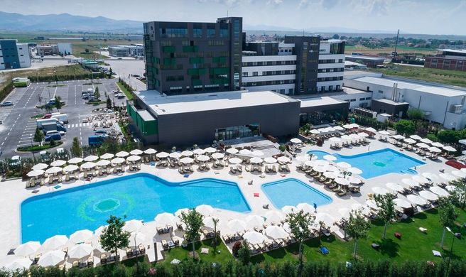 Emerald Hotel Exterior