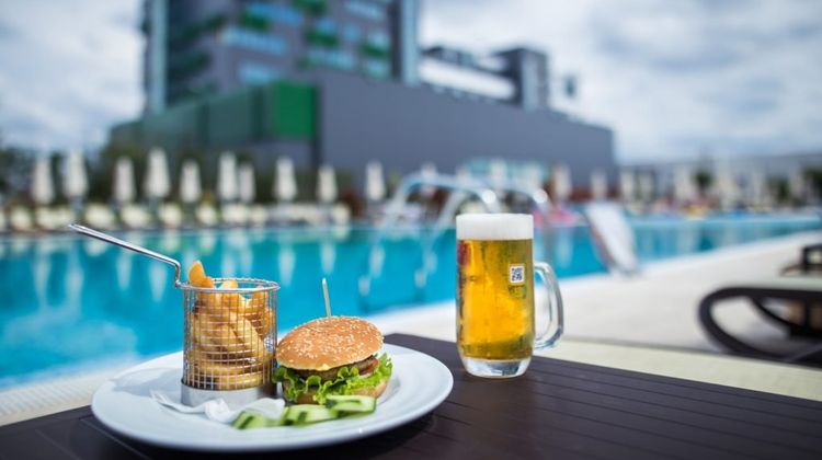 Emerald Hotel Pool