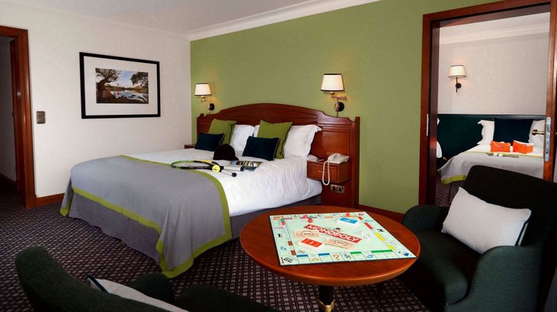 <b>The Dunloe Hotel & Gardens Room</b>. Images powered by <a href="https://www.leonardoworldwide.com/" title="Leonardo Worldwide" target="_blank">Leonardo</a>.