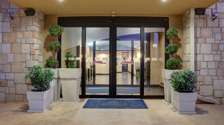 <b>Holiday Inn Express Hotel & Suites Exterior</b>. Images powered by <a href="https://www.leonardoworldwide.com/" title="Leonardo Worldwide" target="_blank">Leonardo</a>.
