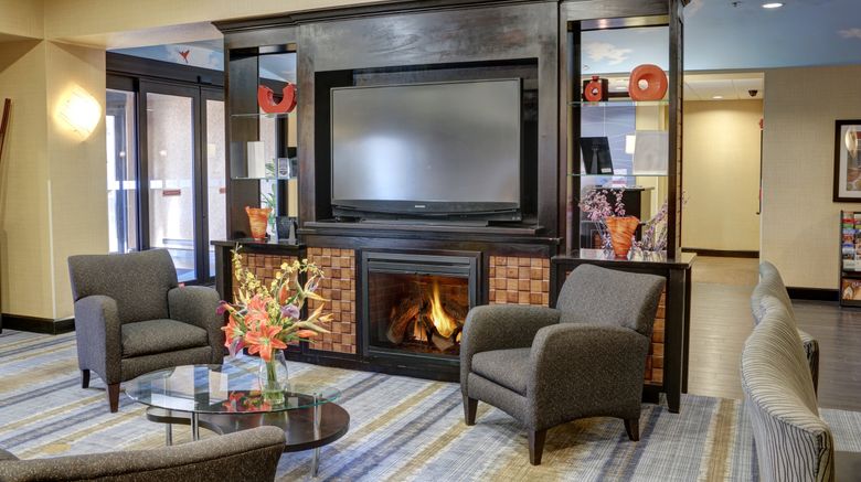 <b>Holiday Inn Express Hotel & Suites Lobby</b>. Images powered by <a href="https://www.leonardoworldwide.com/" title="Leonardo Worldwide" target="_blank">Leonardo</a>.