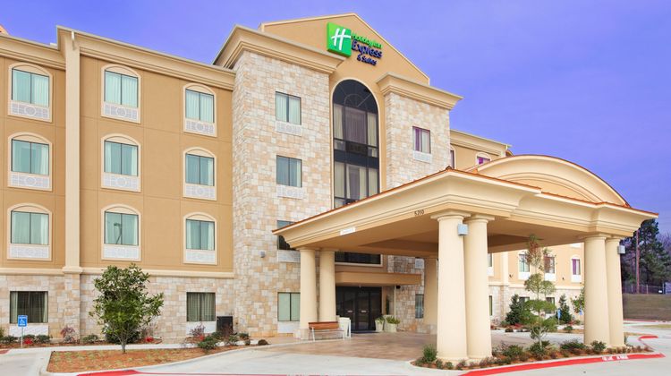 Holiday Inn Express Hotel & Suites Exterior