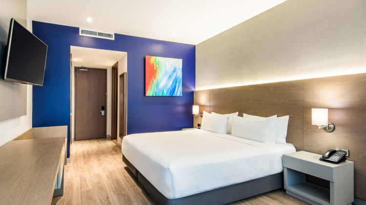 Holiday Inn Express Parque 93 Suite