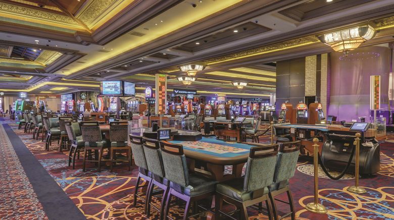Mandalay Bay Resort & Casino- Deluxe Las Vegas, NV Hotels- GDS Reservation  Codes: Travel Weekly
