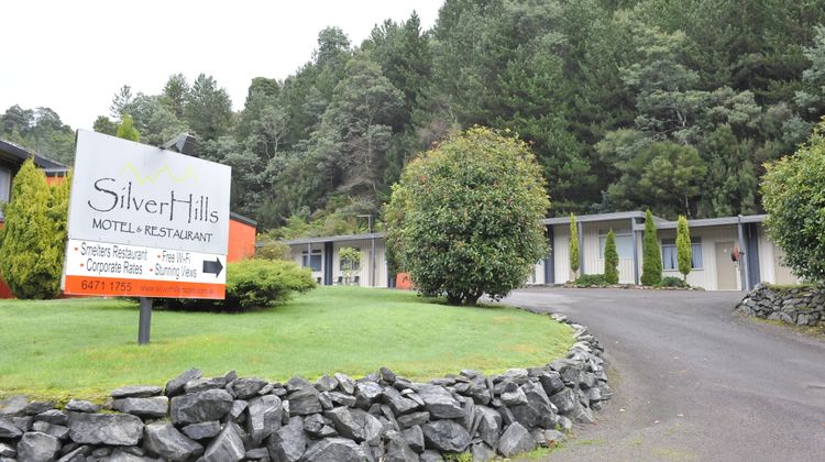 Silver Hills Motel Exterior