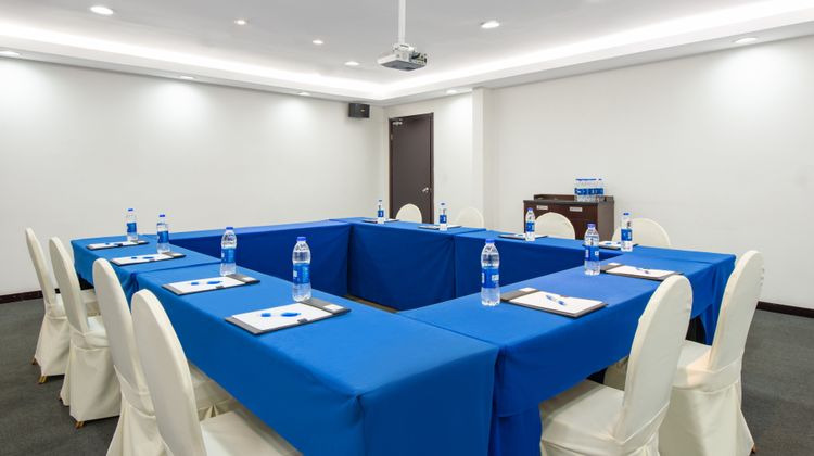 Holiday Inn Express Putuo Shanghai Meeting