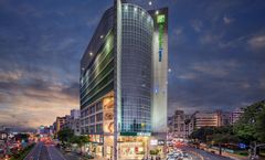 Holiday Inn Express Taichung Park