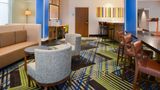 Holiday Inn Express & Suites Ottumwa Lobby