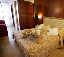 Tesoretto Hotel Room
