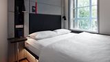citizenM Amstel Amsterdam Hotel Room