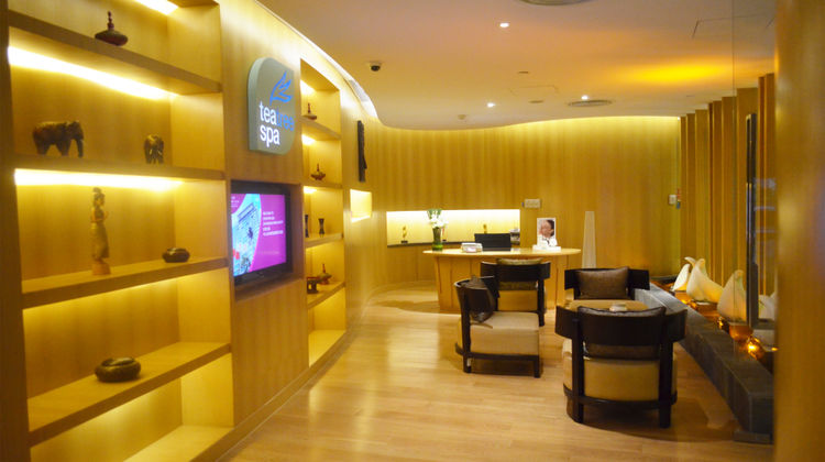 Crowne Plaza Wing On City Zhongshan Spa