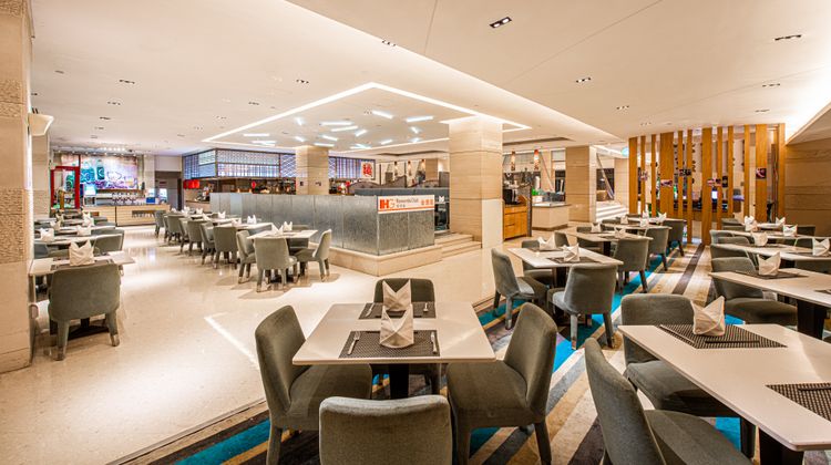 Holiday Inn Qingdao City Center Restaurant