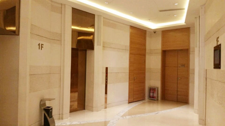 Holiday Inn Qingdao City Center Lobby