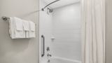 Holiday Inn Express & Suites Hardeeville Room