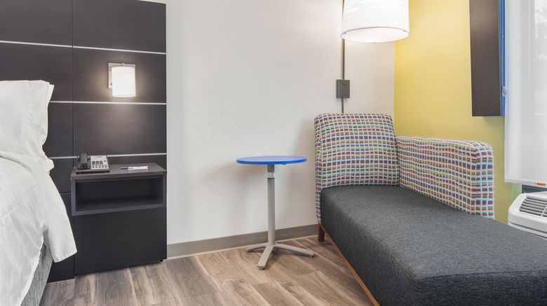 <b>Holiday Inn Express & Suites Hardeeville Room</b>. Images powered by <a href="https://www.leonardoworldwide.com/" title="Leonardo Worldwide" target="_blank">Leonardo</a>.