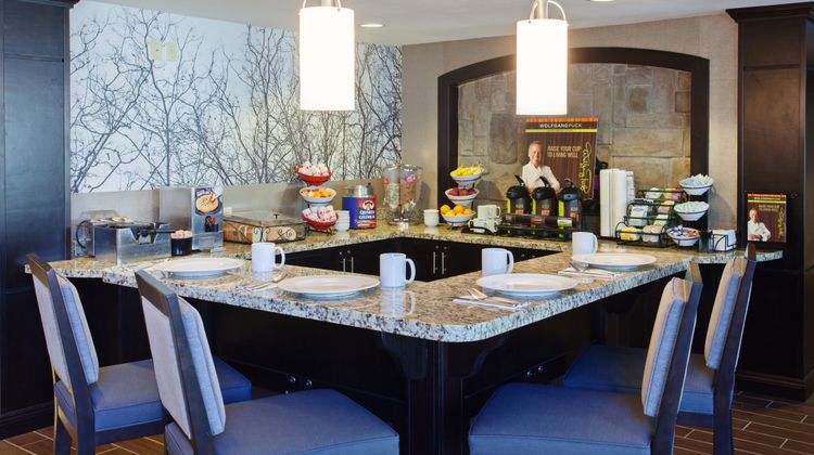 Staybridge Suites Fairfield Napa Valley Restaurant
