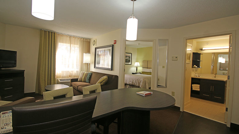 <b>Candlewood Suites Newport News Suite</b>. Images powered by <a href="https://www.leonardoworldwide.com/" title="Leonardo Worldwide" target="_blank">Leonardo</a>.