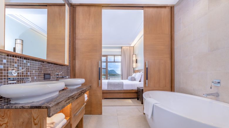 <b>Savoy Resort and Spa Suite</b>. Images powered by <a href="https://www.leonardoworldwide.com/" title="Leonardo Worldwide" target="_blank">Leonardo</a>.