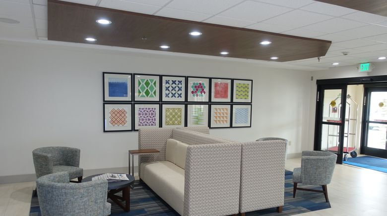 <b>Holiday Inn Express & Suites Brentwood Lobby</b>. Images powered by <a href="https://www.leonardoworldwide.com/" title="Leonardo Worldwide" target="_blank">Leonardo</a>.