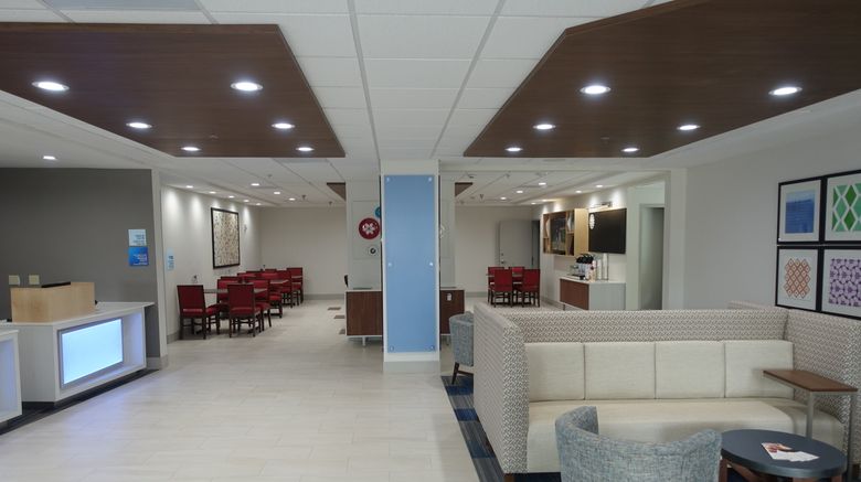<b>Holiday Inn Express & Suites Brentwood Lobby</b>. Images powered by <a href="https://www.leonardoworldwide.com/" title="Leonardo Worldwide" target="_blank">Leonardo</a>.