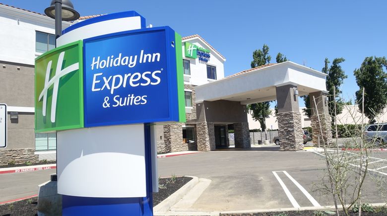 <b>Holiday Inn Express & Suites Brentwood Exterior</b>. Images powered by <a href="https://www.leonardoworldwide.com/" title="Leonardo Worldwide" target="_blank">Leonardo</a>.