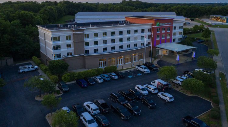 Holiday Inn Georgetown/Lexington Exterior